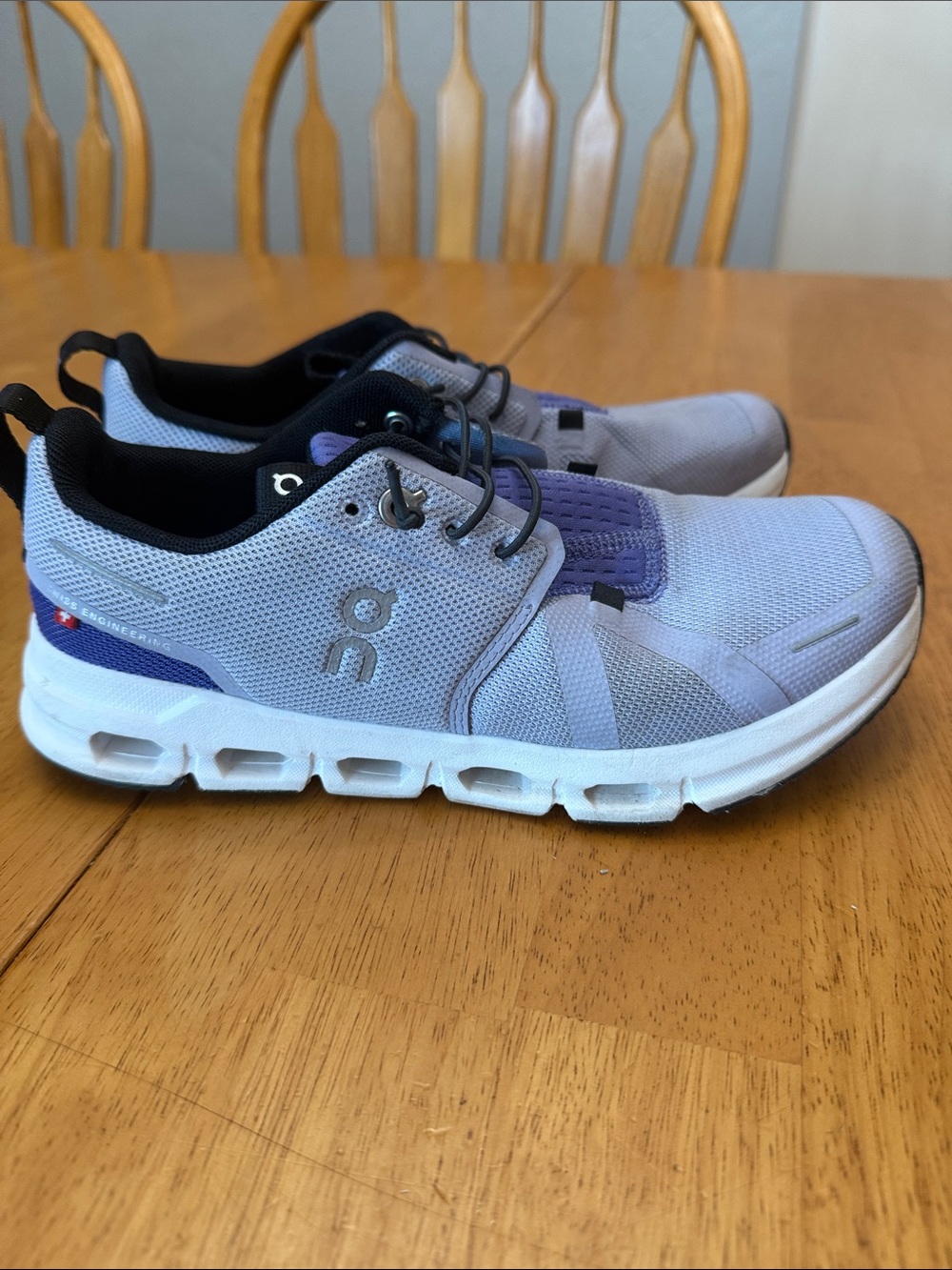 On Running Light Lavender and Purple Mesh Running Shoes